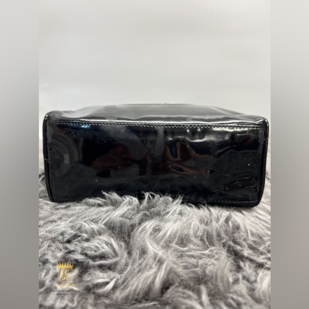 Chanel Cosmetic Pouch - Picture 6 of 15